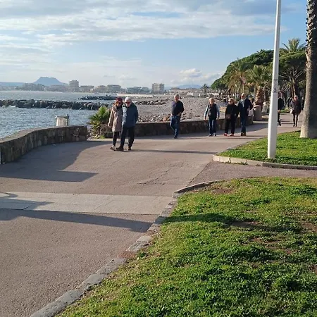 Port Santa Lucia アパート Saint-Raphaël