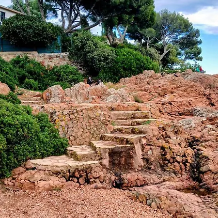Studio Saint Raphael Port Santa Lucia * Saint-Raphael (Var)